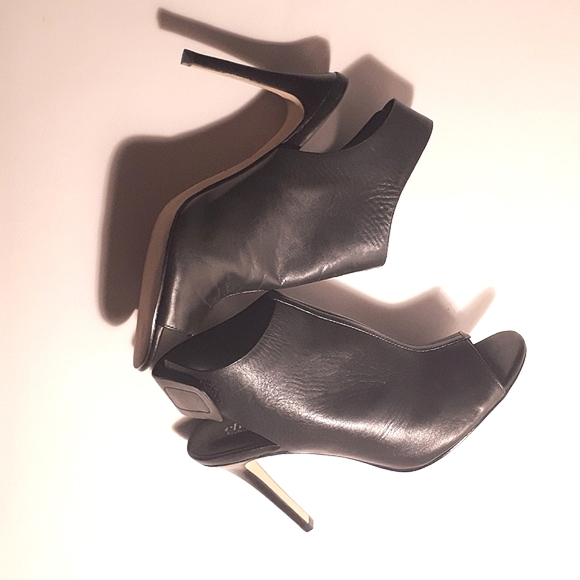 Charles David | Open Toe Bootie Sandals - Picture 5 of 14